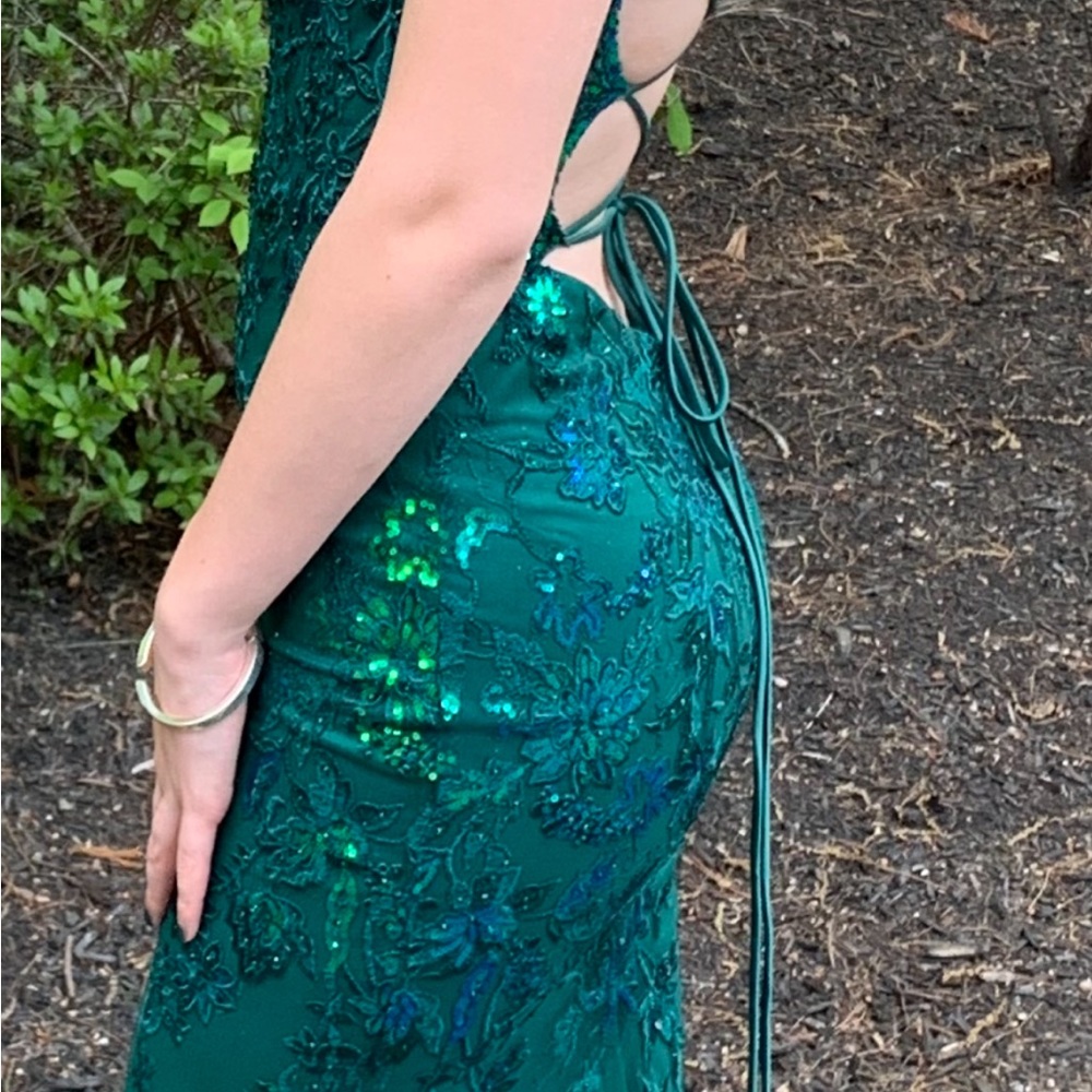 Ellie Wilde prom dress - Picture 2 of 6